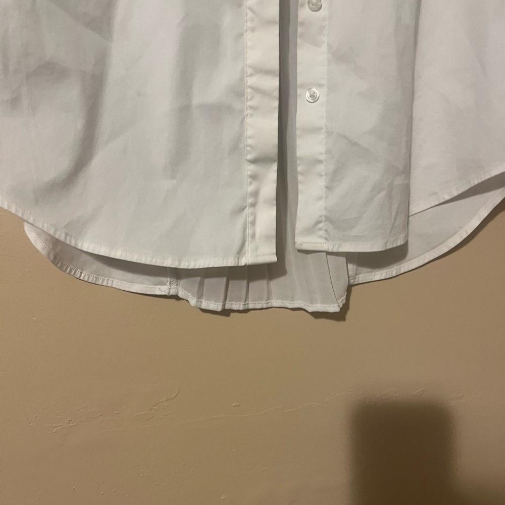 Ann Taylor Cream Sleeveless Blouse - Picture 2 of 7